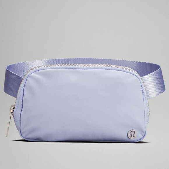 🆕 LAST ONE Lululemon Everywhere Belt Bag 1L - Pastel Blue - Picture 7 of 7